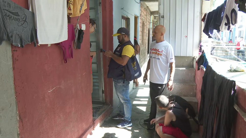 Em ação em favela para ajudar censo, Tebet diz que não faltará orçamento para IBGE após 4 anos de governo que não acreditava em estatística