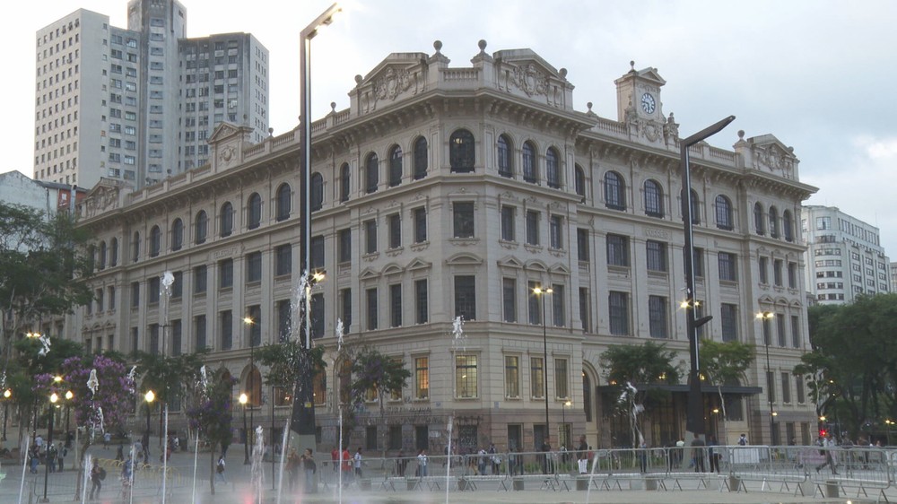 Palácio dos Correios, no Centro de SP, será administrado pela prefeitura por 100 anos