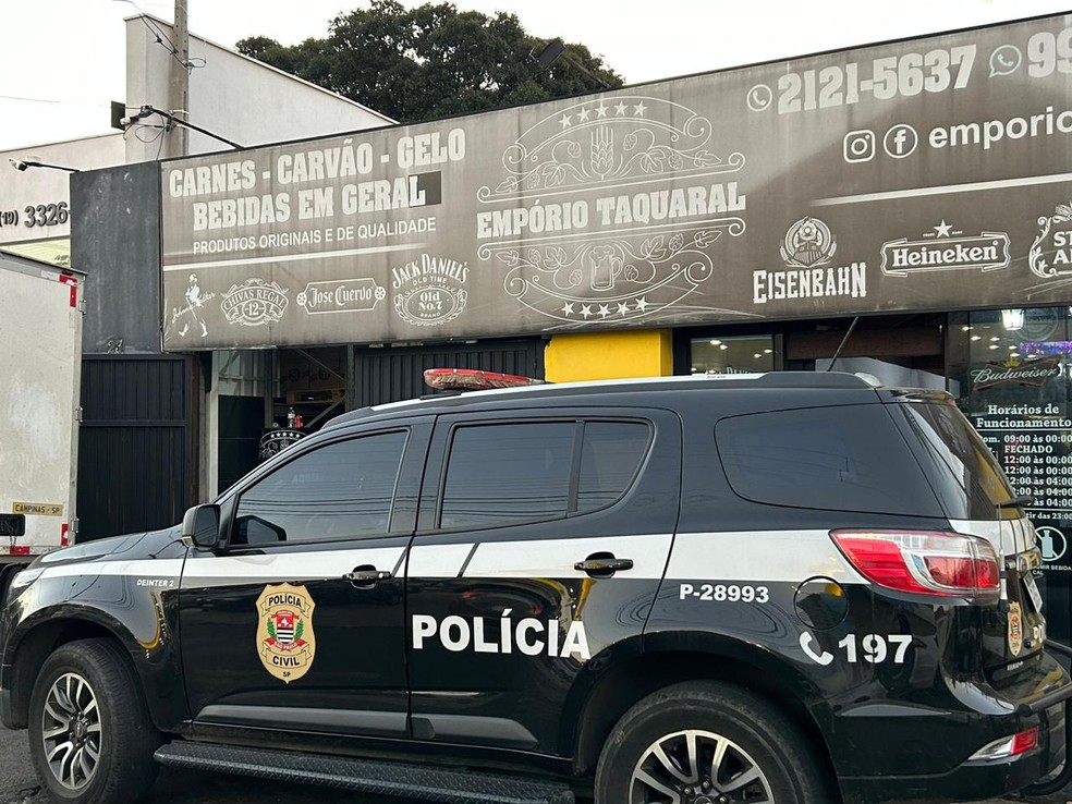 Polícia Civil prende dono de adega por venda de bebidas contrabandeadas em Campinas