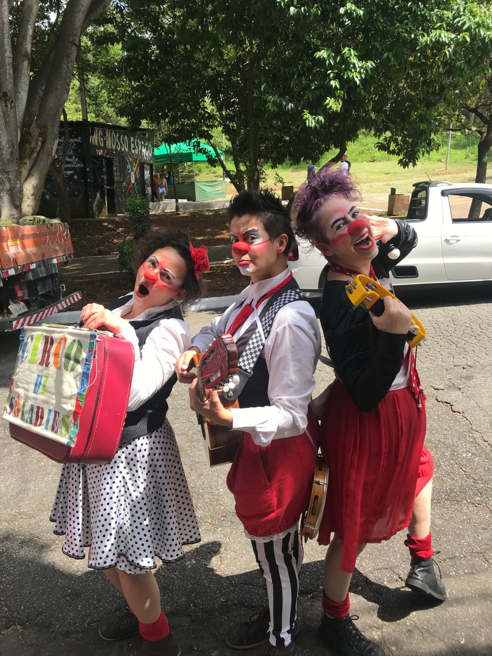Circo infantil desconstrói pensamentos ultrapassados com música e risada neste domingo no Sesc Pompeia