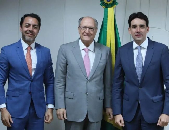 Ministro de Portos e Aeroportos, Silvio Costa Filho, Debate Investimentos com Vice-Presidente Geraldo Alckmin