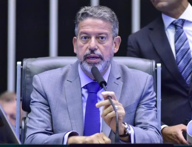 Presidente da Câmara, Arthur Lira, cancela participação em evento que relembra atos golpistas no Congresso Nacional