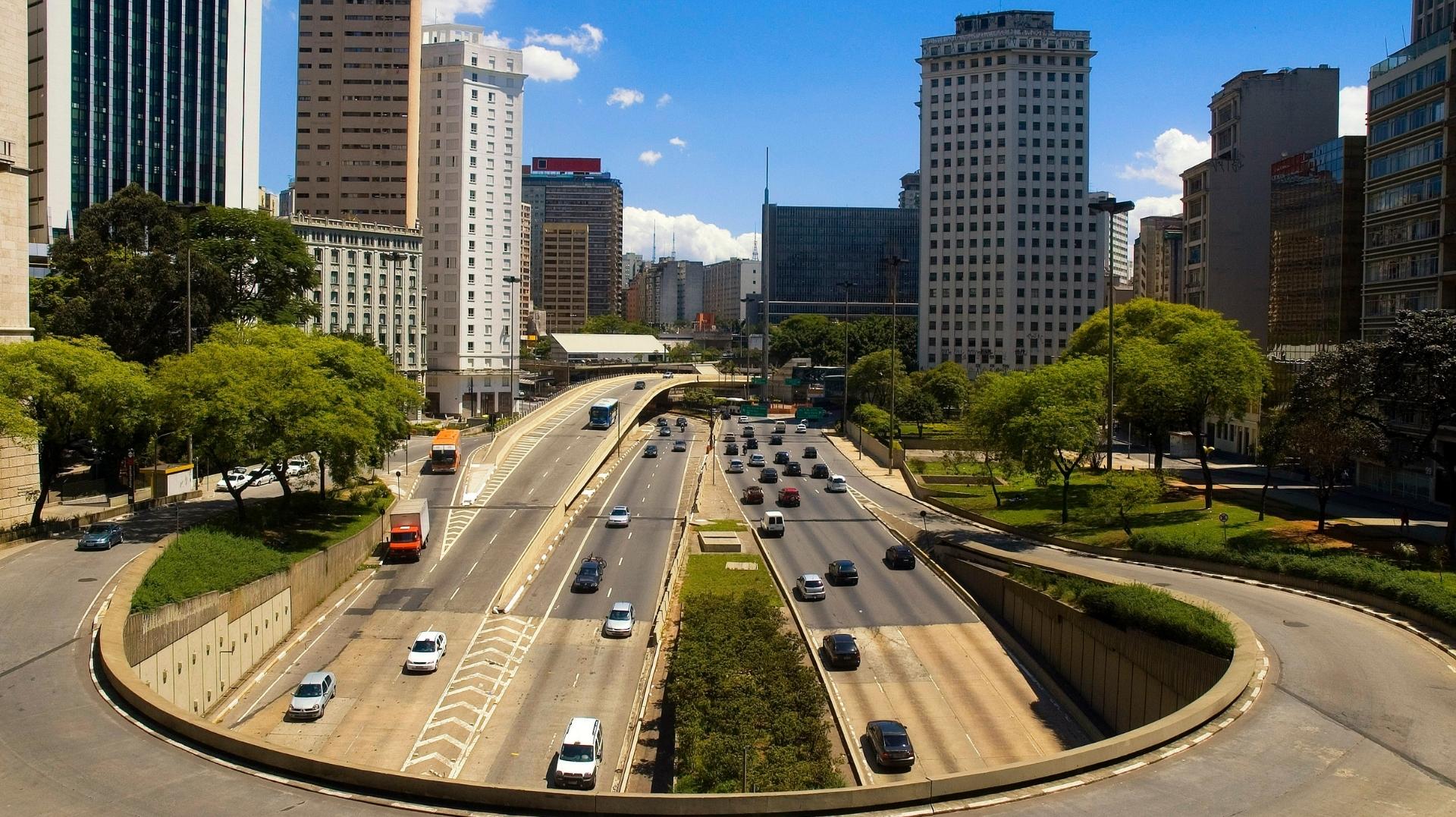 Explorando São Paulo: Uma Jornada pelos Encantos da Cidade