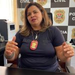 Mulher diz que líder espiritual suspeito de abusos a estimulou com vibrador em massagem: ‘me senti suja’