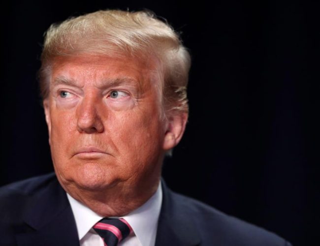 Retaliação Chinesa? Como a Guerra Tarifária de Trump Coloca Hollywood em Risco