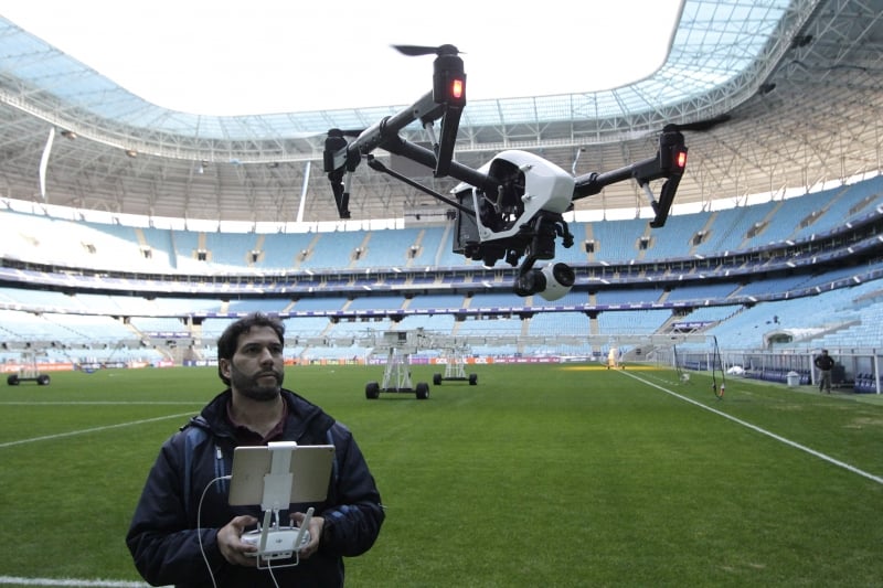 Waldisnei da Cunha Amorim analisa o uso de drones e câmeras inteligentes no futebol