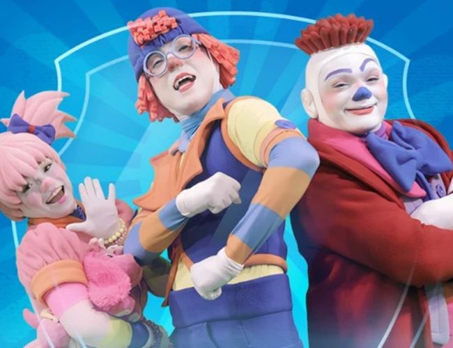 Ultrafarma celebra a Semana da Criança com presença da Turma da Pakaraka em São Paulo