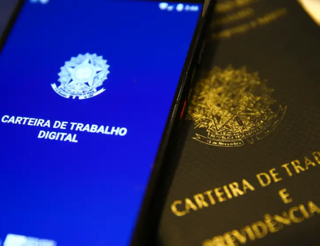 Redação da Unicamp 2026 exigiu domínio de gêneros textuais e repertório sociocultural