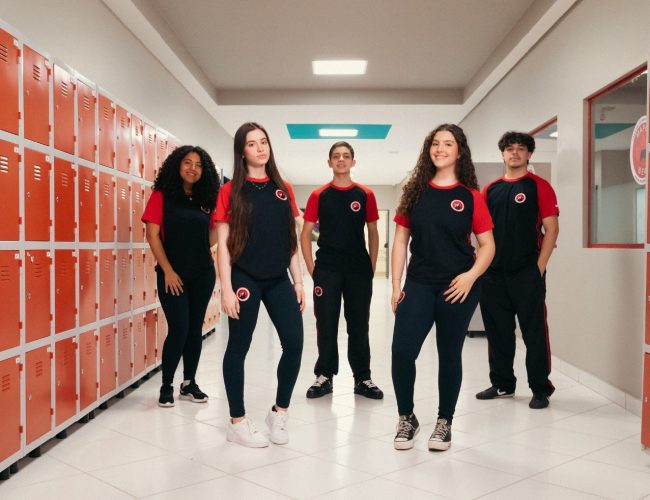 Maple Bear e Britannica Education firmam parceria para transformar a educação bilíngue no Brasil