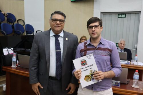 Câmara de Monte Alto presta homenagem a Fábio Nascibem por seu trabalho público e sucesso acadêmico