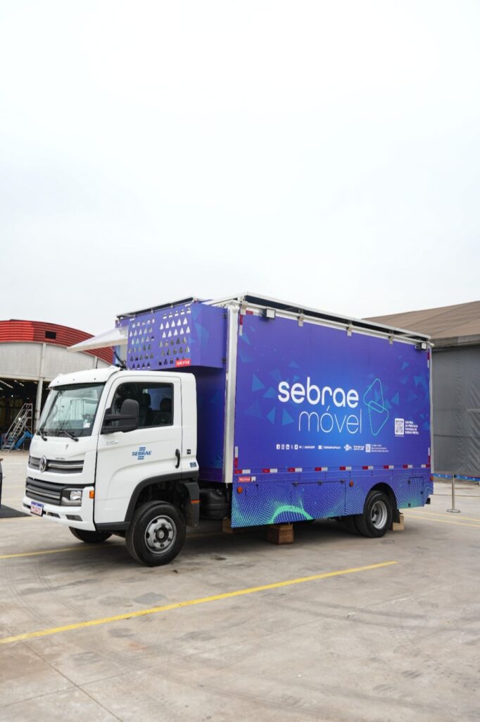 Atendimento exclusivo do Sebrae Móvel no mês das mulheres em Itaquá