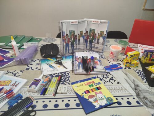 Início da Distribuição de Kits Escolares pela Prefeitura aos Estudantes da Rede Municipal