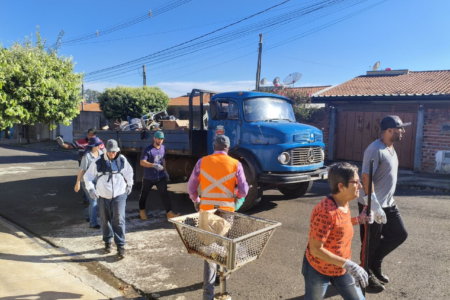 Ação de combate à dengue em Monte Alto coleta seis caminhões de resíduos e continua no próximo sábado