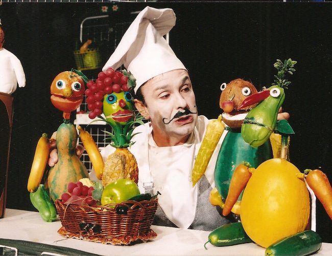Cia. Patética e Teatro de la Plaza celebram 25 anos com programação cultural gratuita em São Paulo