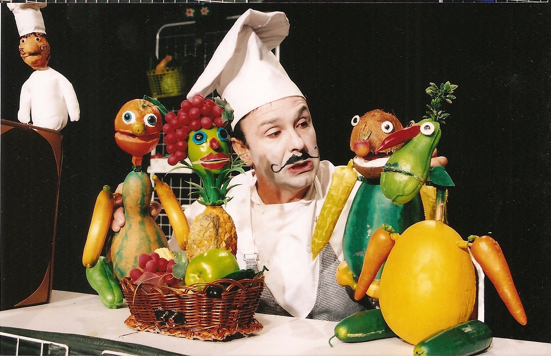 Cia. Patética e Teatro de la Plaza celebram 25 anos com programação cultural gratuita em São Paulo