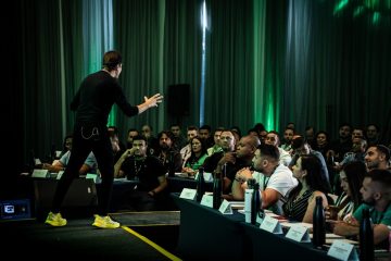 Quando o time não rema para o mesmo rumo, a certeza é o naufrágio