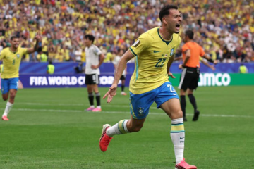 Brasil vence o Japão nos acréscimos e garante vaga nas oitavas de final da Copa do Mundo