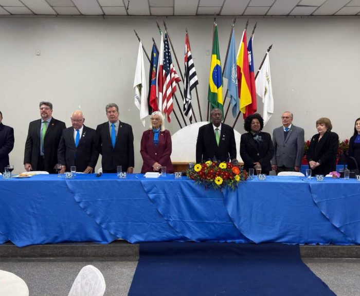 Nova diretoria do Rotary Club de Mogi assume comando para o biênio 2026/2027